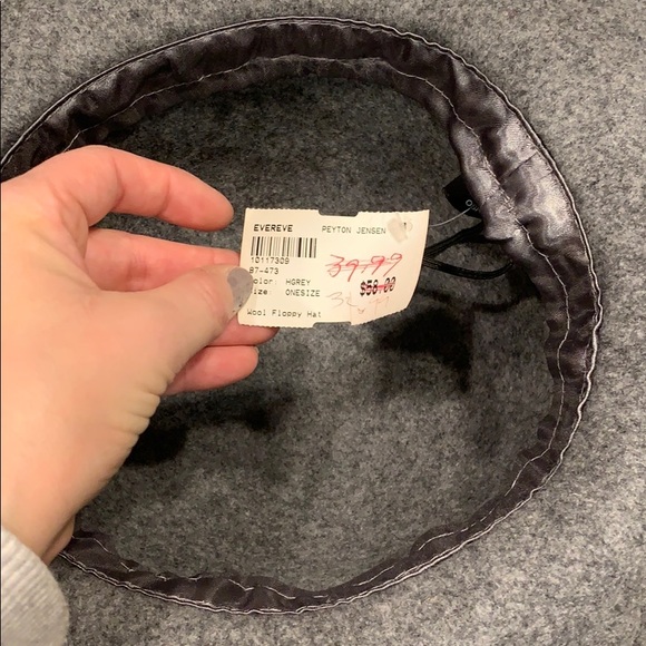 Wool floppy hat! - Picture 3 of 3